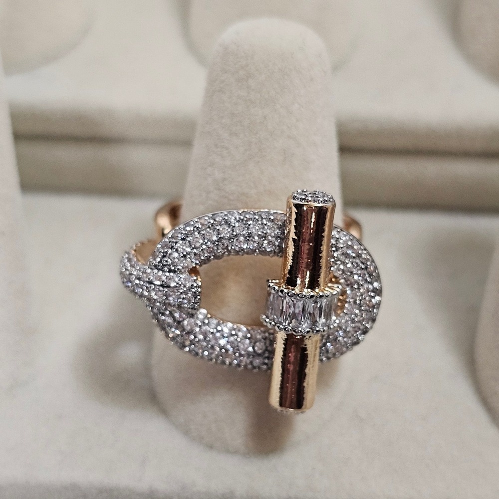 T-Bar Link Ring Women Size 8.5 Rose Gold Good Pave Crystal Statement